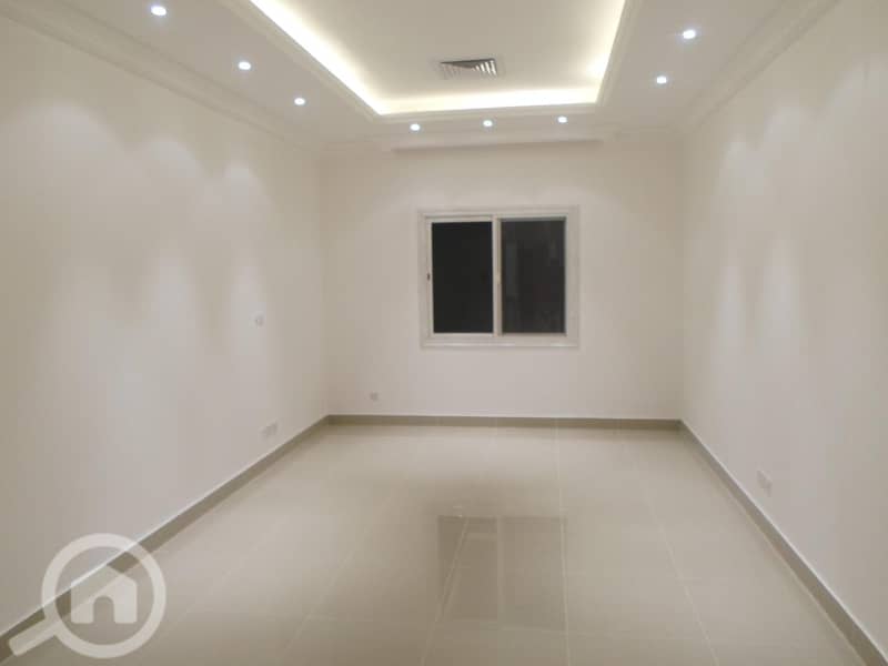 New, nice & Huge sized 3 bedroom in abu fatira with maids room.