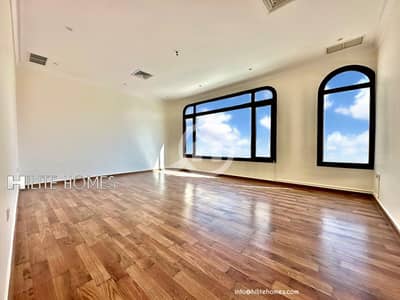 4 Bedroom Flat for Rent in Adan, Kuwait City - Four Bedroom Renovated Floor for rent in Adan