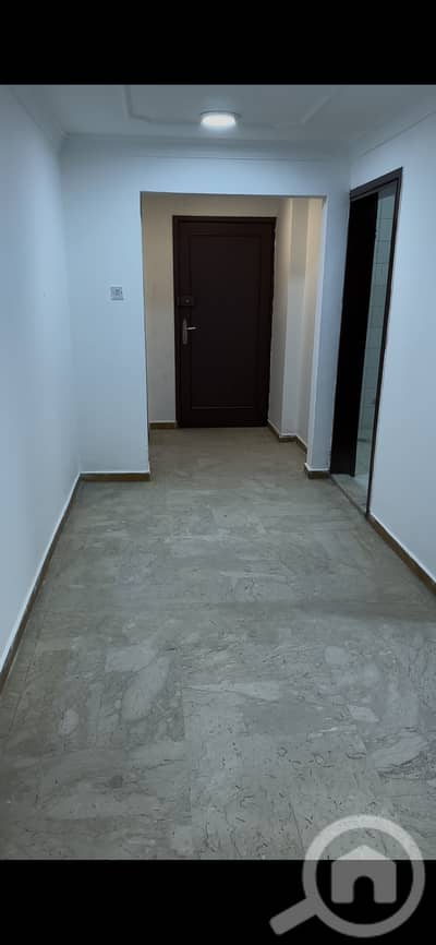 شقة 3 غرف نوم للايجار في الجابرية، مدينة الكويت - Huge Flat Available