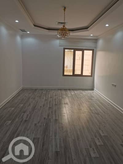 3 Bedroom Apartment for Rent in Mubarak Al Abdullah, Kuwait City - للايجار شقة في عبد الله المبارك قطعة 8