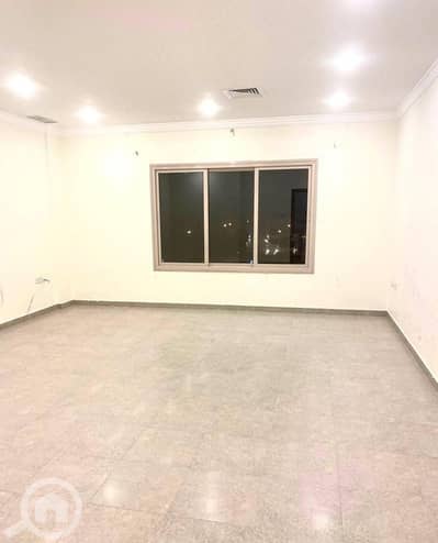 4 Bedroom Villa for Rent in Al Shuhada, Kuwait City - للإيجار دور في الشهداء