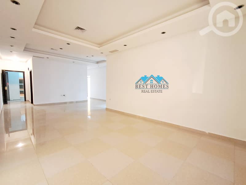 Nice 3 Bedrooms Apartment in Jabriya