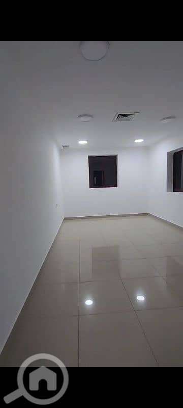 للايجار شقه في سلوي دور ثاني مصعد للاستفسار واتساب 69637381