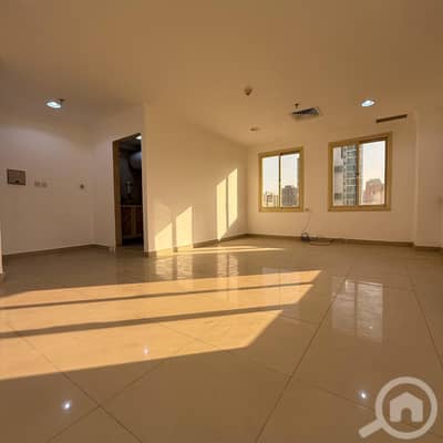 Other Commercial for Rent in Al Farwaniya, Kuwait City - Commercial offices with a grace period for rent in Farwaniya Block 3
