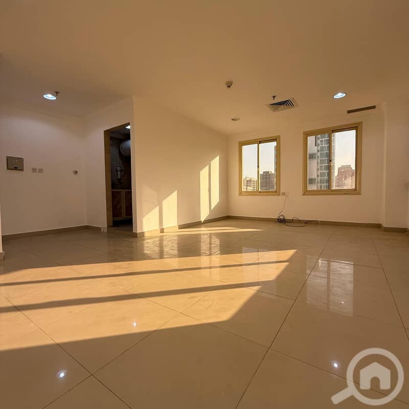 Commercial offices with a grace period for rent in Farwaniya Block 3