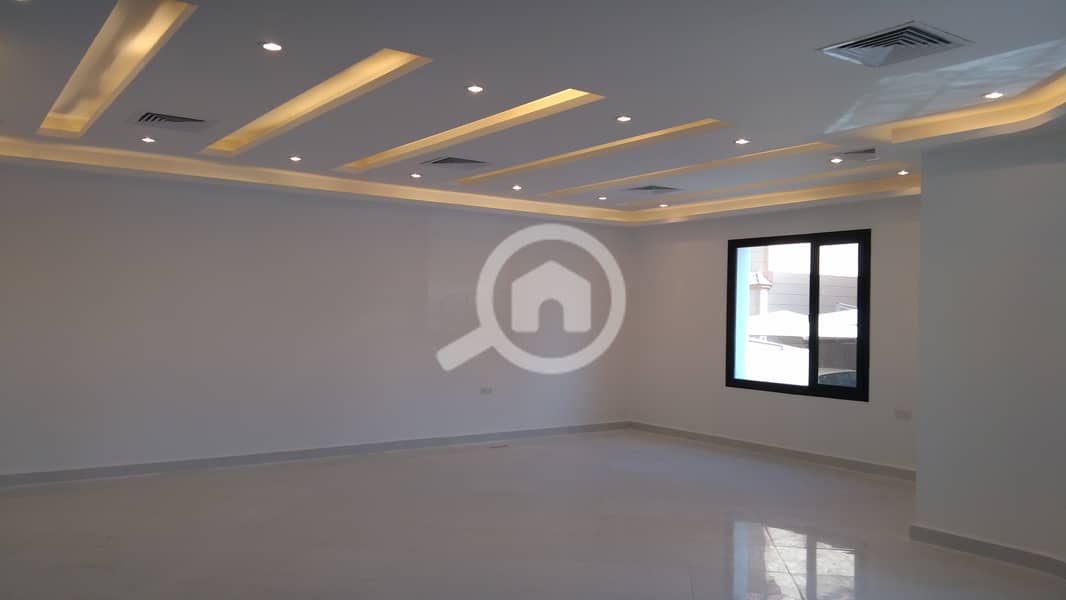 Villa in mangaf. 15 bedrooms. best for an office, company or families