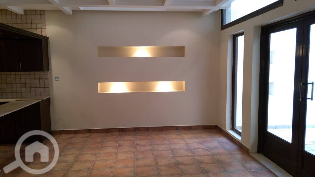 Beautiful Villa for rent in mangaf. 6 bedrooms Beautiful Villa for rent in mangaf. 6 bedrooms