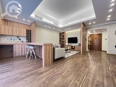 فلیٹ 3 غرف نوم للايجار في الشعب البحري، مدينة الكويت - Shaab – big furnished three bedroom apartment w/balcony