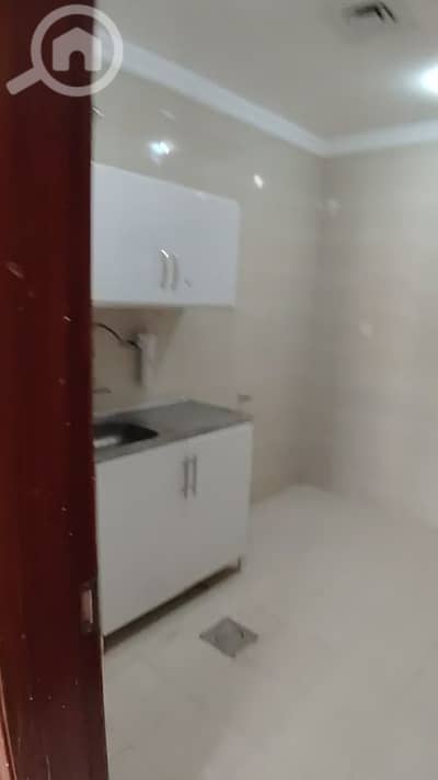 Commercial Building for Rent in Mahboula, Kuwait City - عمارة للايجار في المهبولة