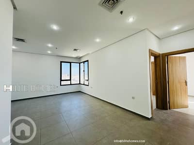 شقة 3 غرف نوم للايجار في الجابرية، مدينة الكويت - Three bedroom Apartment available for rent in Jabriya