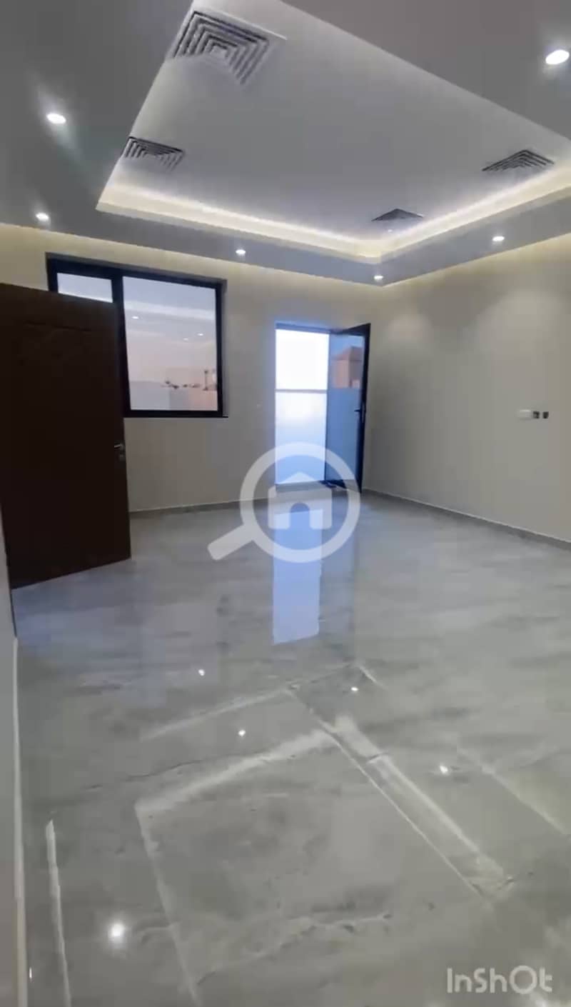 للإيجار دور مع رووف اول ساكن في الزهراء