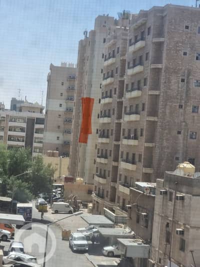 Other Commercial for Rent in Abraq Khaitan, Kuwait City - Flat for Rent 100 kd small Family. 1 Big Room. with kitchen and 1 Ba