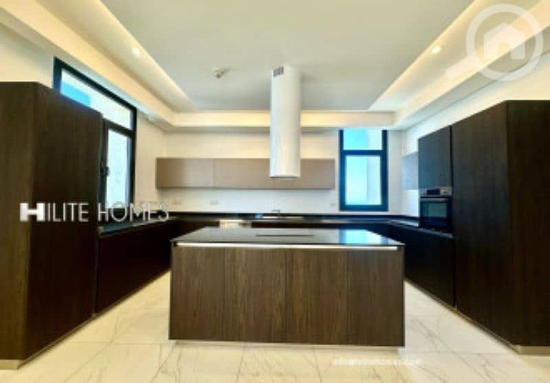 Spacious modern duplex in Daiya