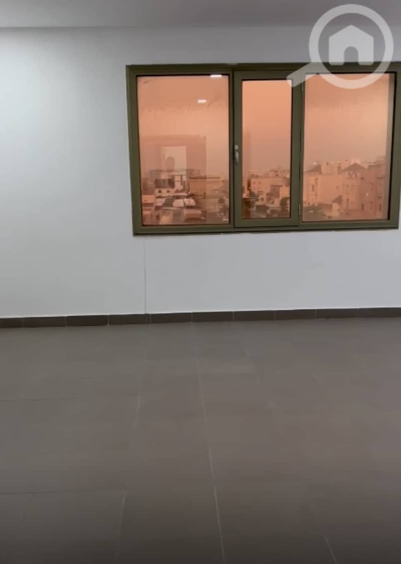 للإيجار شقه في الزهراء