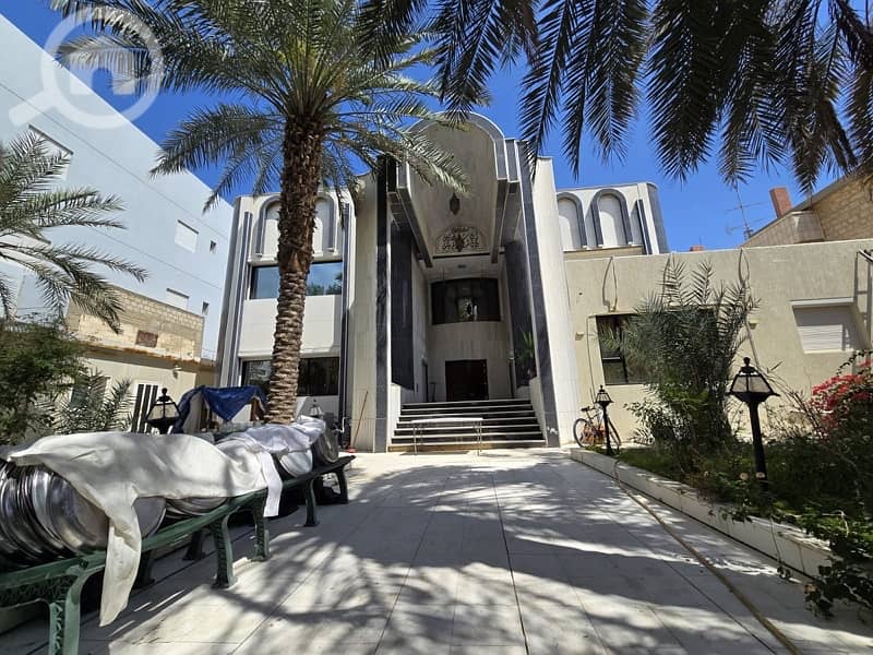 للإيجار فيلا في ضاحية عبدالله السالم 1000 متر قطعه 1 شارع و سكه خلفيه