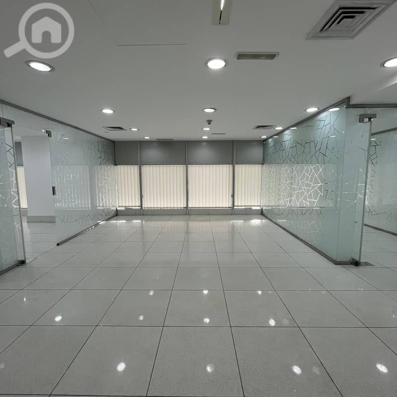 Full commercial floor with a grace period for rent in Al Qibla, Block