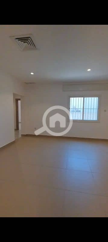 3 Bedroom Apartment for Rent in Al Eqaila, Kuwait City - شقة في العقيلة مطلوب معاريس أو عائلة صغيرة