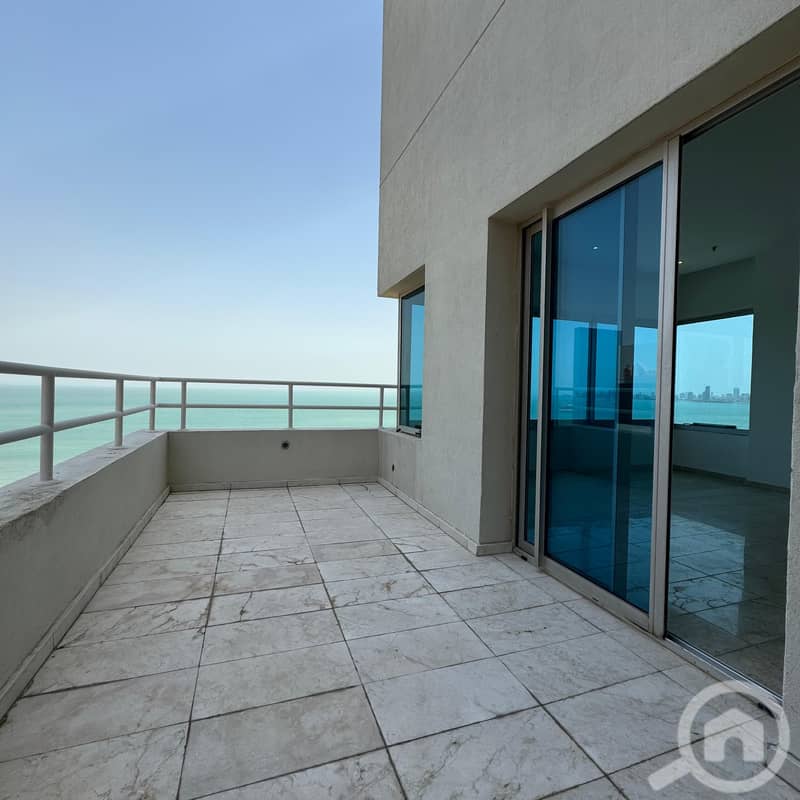 Semi-furnished duplex with a sea view for rent in Al-Shaab Al-Bahri