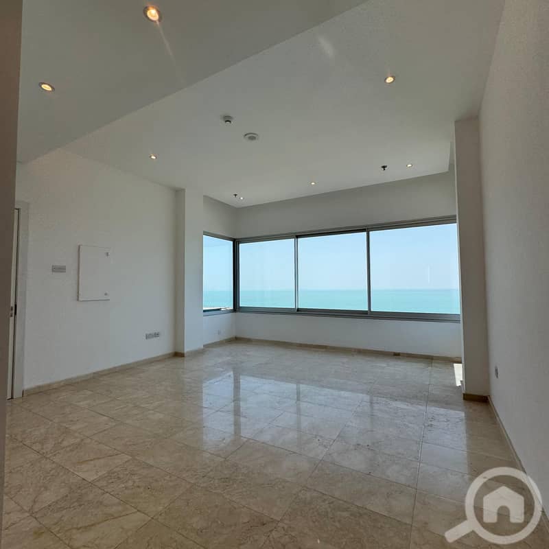 Semi-furnished duplex with sea view for rent in Al-Shaab Al-Bahri
