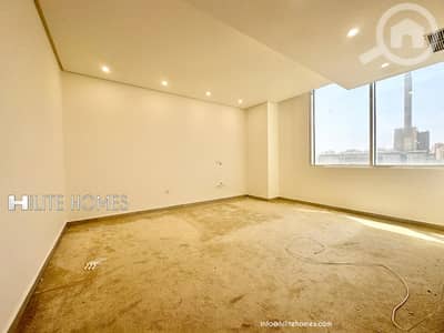 فلیٹ 3 غرف نوم للايجار في السالمية، مدينة الكويت - Three bedroom apartment for rent in Salmiya