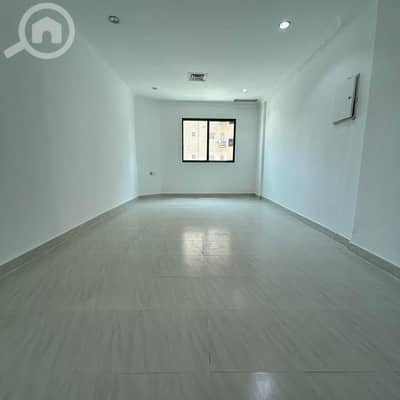2 Bedroom Flat for Rent in Hawalli, Kuwait City - Apartment for rent in Hawally