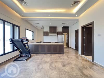 3 Bedroom Flat for Rent in Mishref, Kuwait City - Mishref – lovely,three bedroom apartment w/balcony