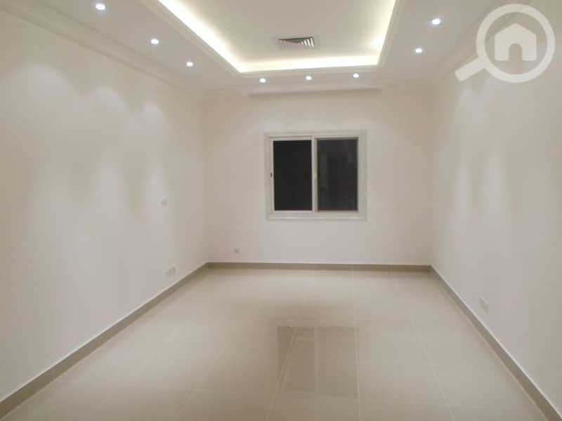New, nice & Huge sized 3 bedroom in abu fatira with maids room.