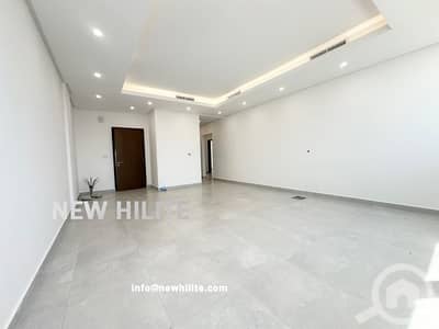 3 Bedroom Flat for Rent in Al Salmiya, Kuwait City - Spacious 3-Bedroom Apartment for Rent in Salmiya
