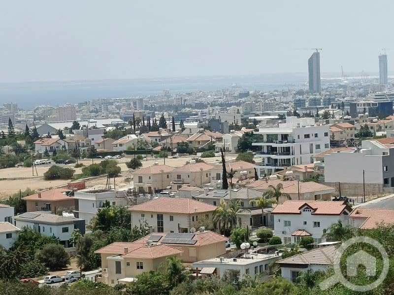 استثمر في الانشاءات في قبرص