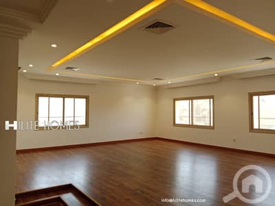 فلیٹ 4 غرف نوم للايجار في سلوى، مدينة الكويت - Four Bedroom floor for rent in Salwa