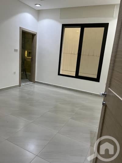 3 Bedroom Flat for Rent in Al Jabriya, Kuwait City - للايجار شقة بالجابرية ٣ غرف ماستر