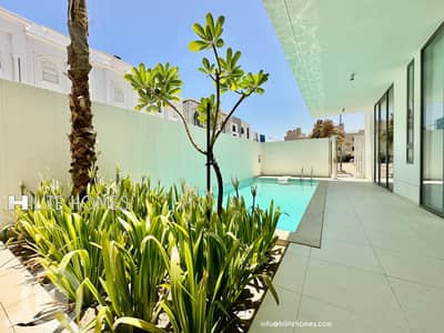 5 Bedroom Apartment for Rent in Mubarak Al Kabeer, Kuwait City - Modern New Five Bedroom Ground Floor with Private Pool in Al-Massayel