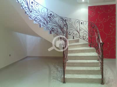 شقة 6 غرف نوم للايجار في العقيلة، مدينة الكويت - Beautiful villa in egaila. close to the gate mall