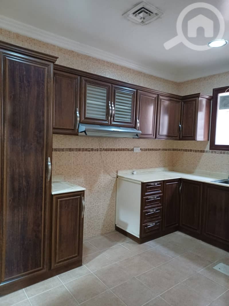 Pets friendly 3 bedroom with terrace in mangaf.