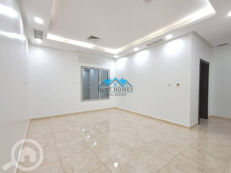 Nice 3 Bedrooms Apartment in Sadeeq