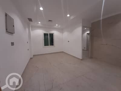 عقارات تجارية اخرى  للايجار في السالمية، مدينة الكويت - شقة تجارية للإيجار في حولي, السالمية, قطعة 3