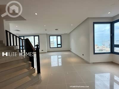 3 Bedroom Flat for Rent in Al Salmiya, Kuwait City - Three bedroom duplex for rent in Salmiya
