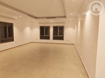 5 Bedroom Apartment for Rent in Bayan, Kuwait City - للايجار فى بيان دور تاني مساحات كبيرة