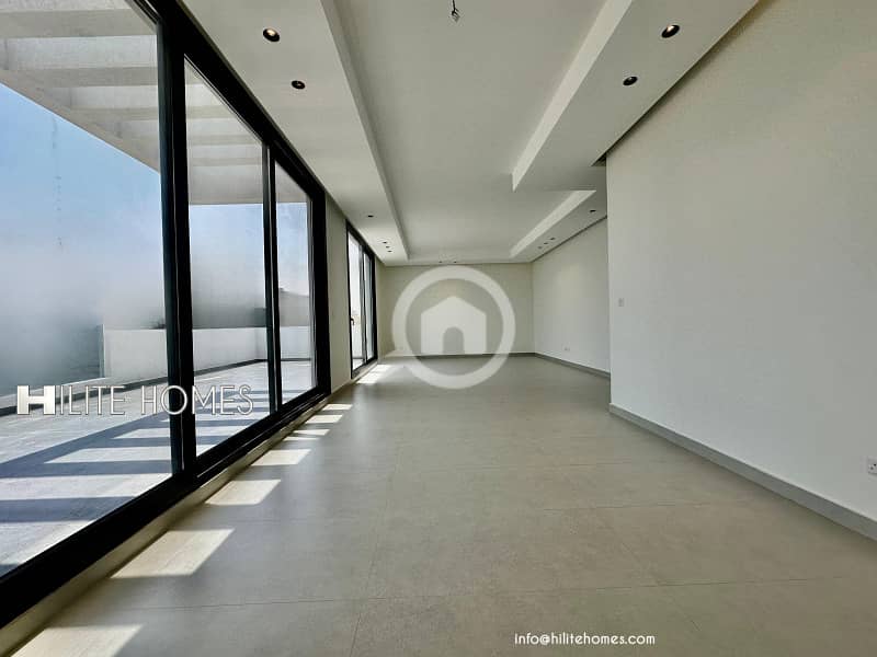 Spacious Roof top Villa floor for in Abu Fatira