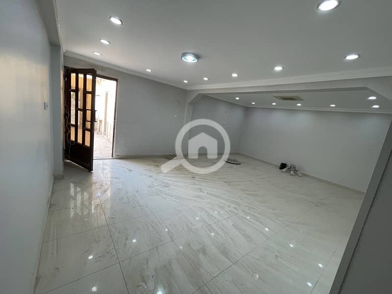 للإيجار نص بيت الرقه