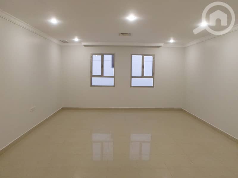 Spacious & oversized 4 bedroom floor in mangaf.