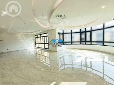 شقة 4 غرف نوم للايجار في السالمية، مدينة الكويت - Modern 4 Bedrooms Apartment in Salmiya