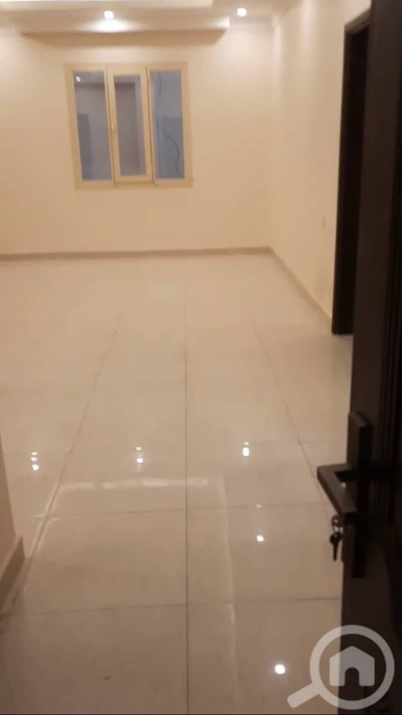 للإيجار شقة في أبو فطيرة
