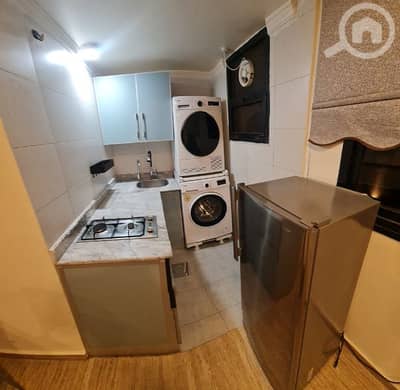 استوديو  للايجار في السالمية، مدينة الكويت - nice clean fully furnished big studio in Salmiya