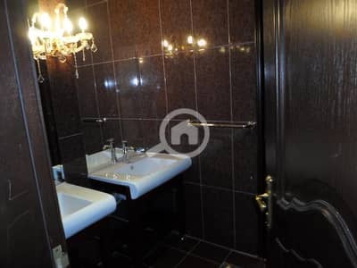 5 Bedroom Flat for Rent in Qurtuba, Kuwait City - Great 5 bedroom floor with terrace in qurtuba