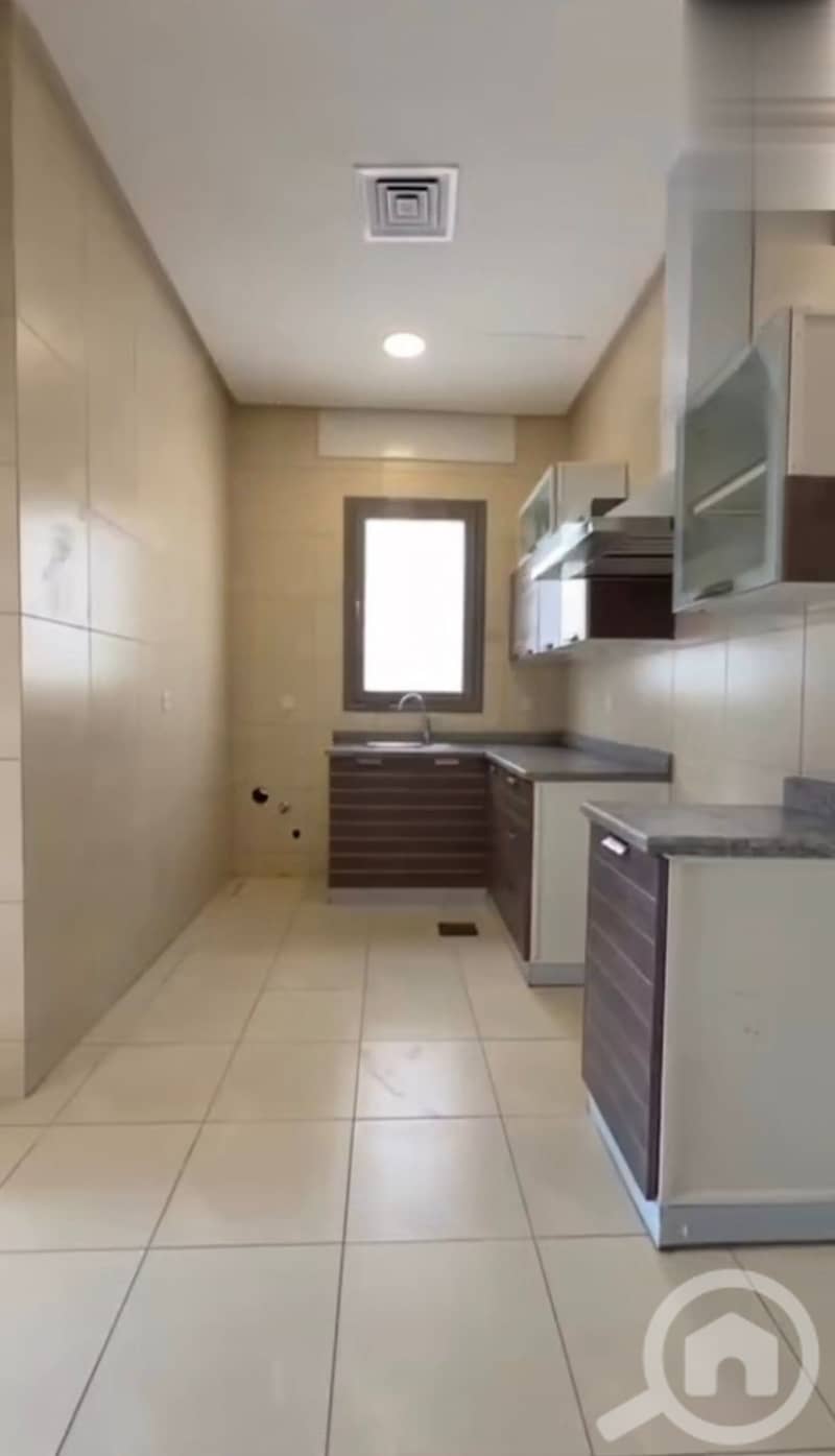 للإيجار شقه في الزهراء