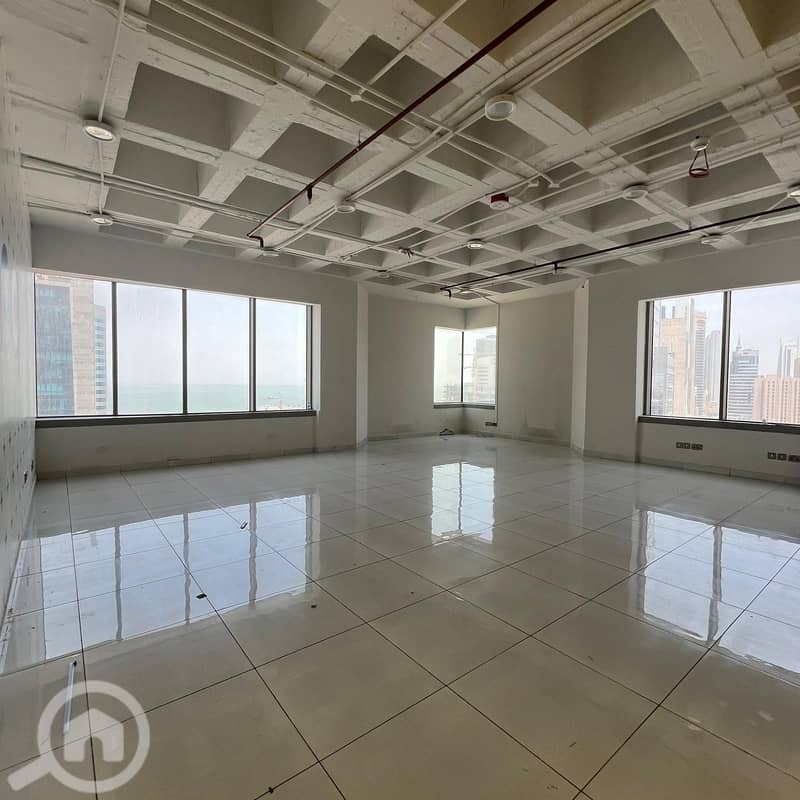 A full commercial floor in Al Qibla, Block 14.