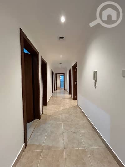 شقة 4 غرف نوم للايجار في الزهراء، مدينة الكويت - for rent in Zahra 4 bedrooms floor