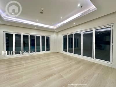 2 Bedroom Flat for Rent in Al Salmiya, Kuwait City - Elegant Three Bedroom Sea view Apartment for Rent in Salmiya