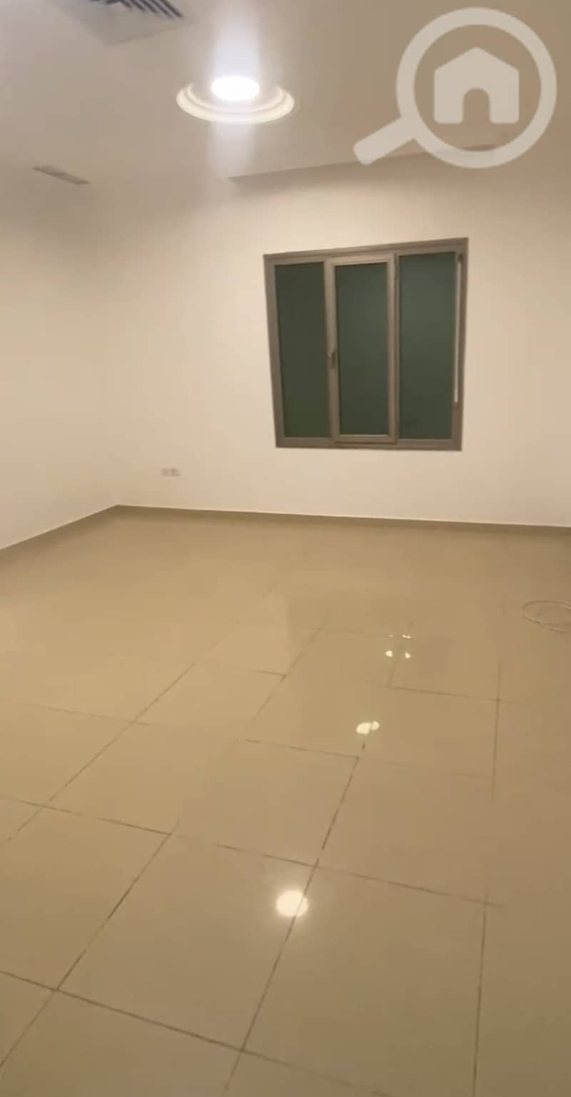 للإيجار شقه في القادسيه